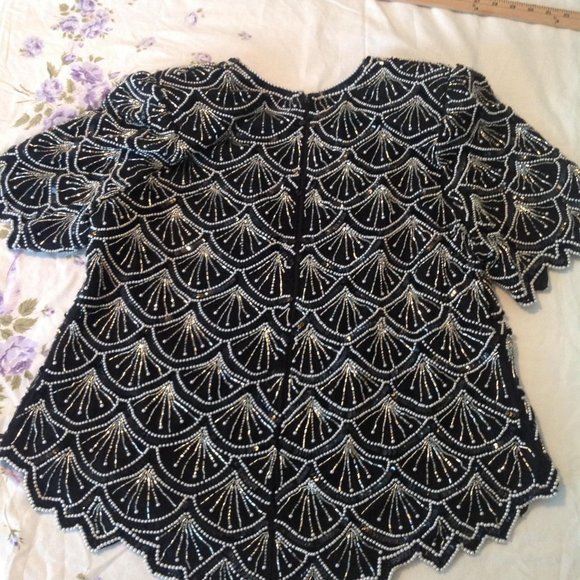 Women's Top - Picture 3 of 11